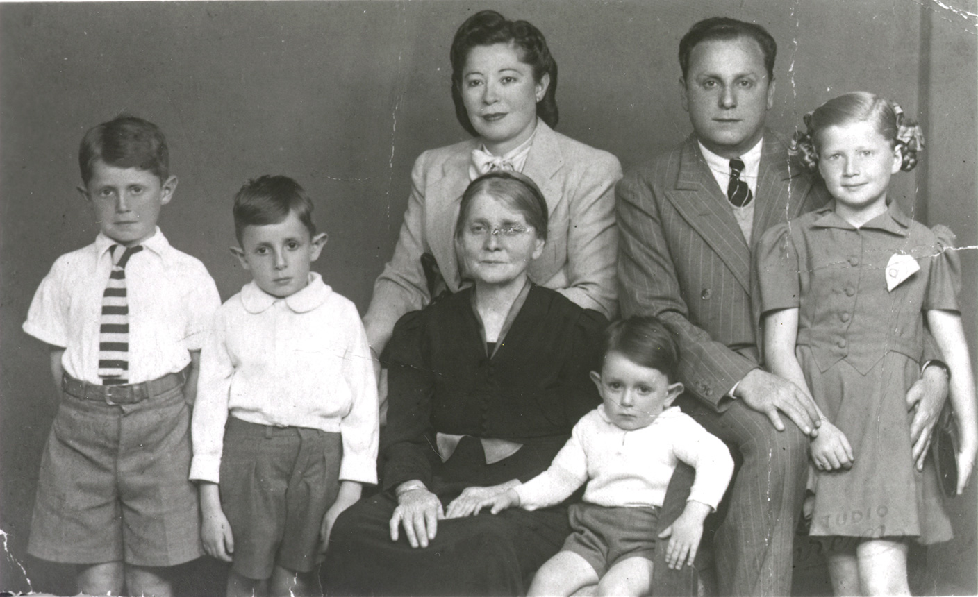 Cassuto Family Portrait (1941)